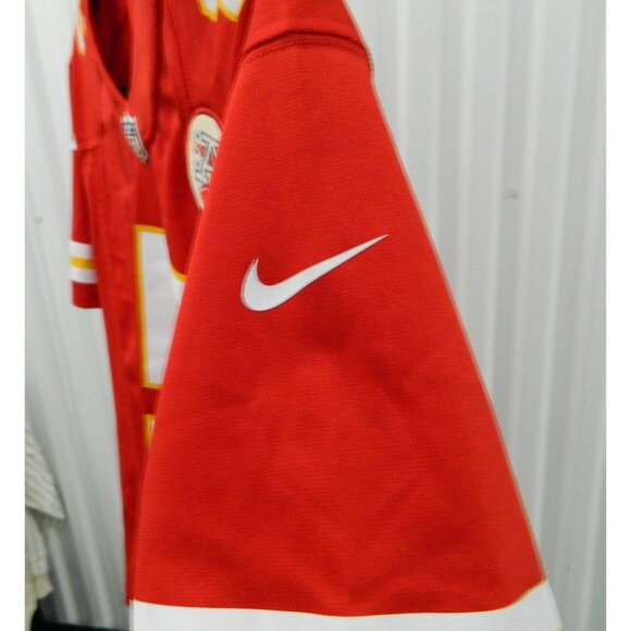 NFL Players On Field Nike Patrick Mahomes Kansas City Chiefs Lg Red Game Jersey - Picture 6 of 11